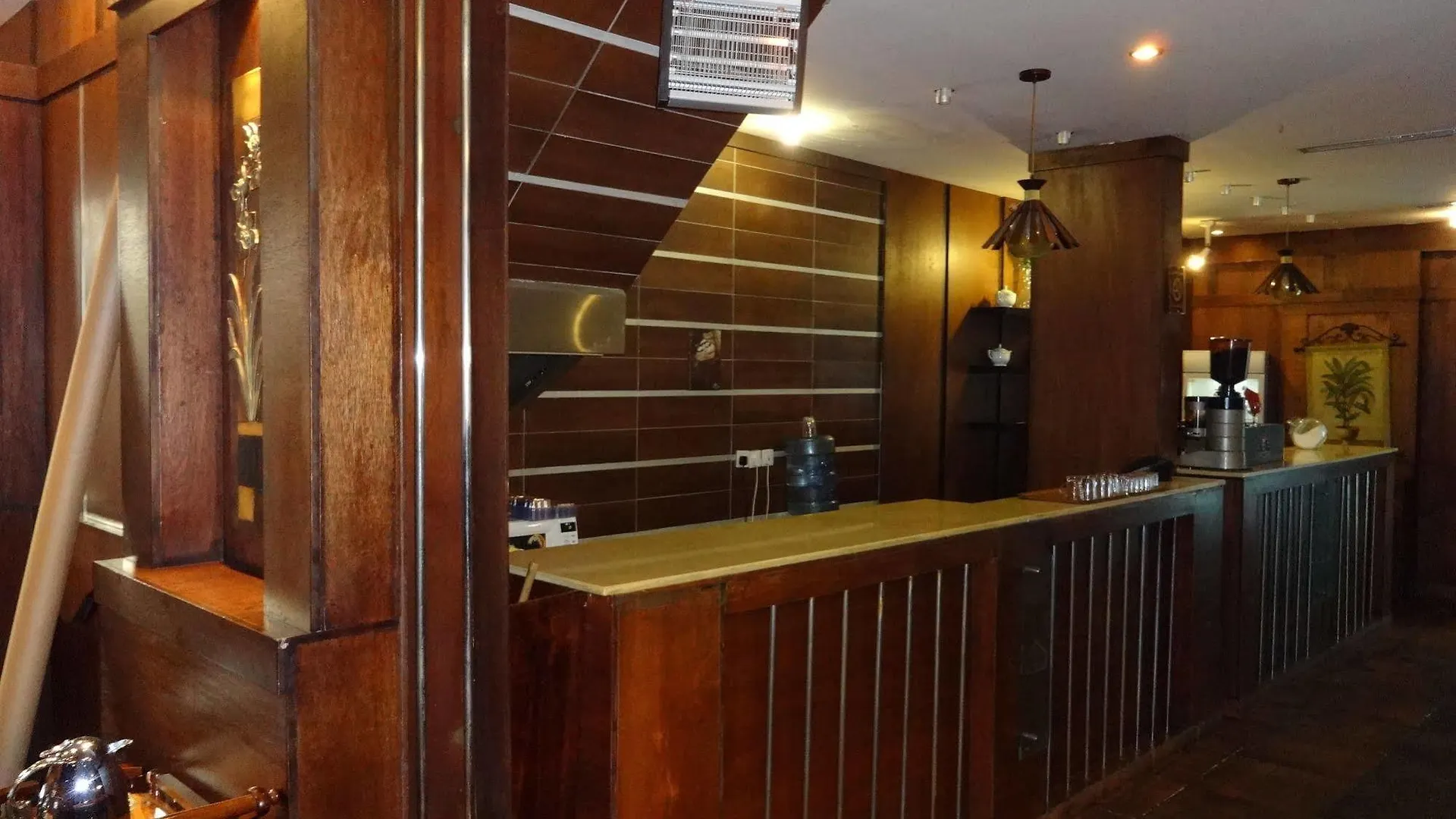 Orans Suites 2 Jeddah 3*,